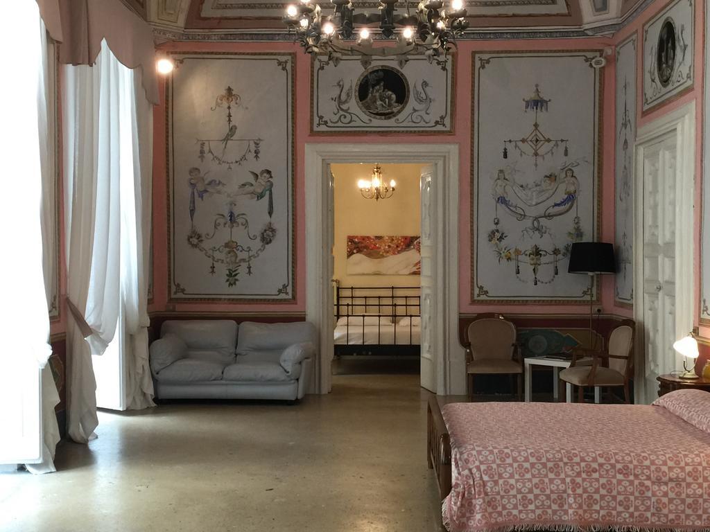 شقة Palazzo Doxi Fontana Dimora Storica غالّيبولي المظهر الخارجي الصورة
