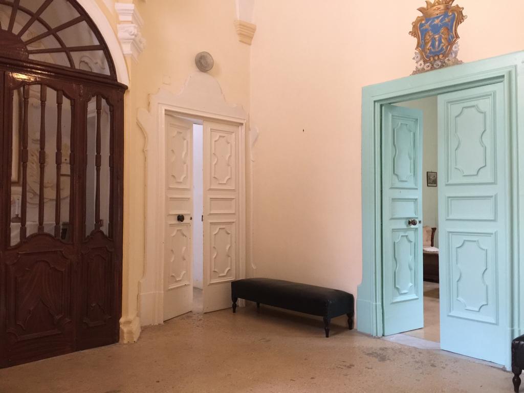 شقة Palazzo Doxi Fontana Dimora Storica غالّيبولي المظهر الخارجي الصورة